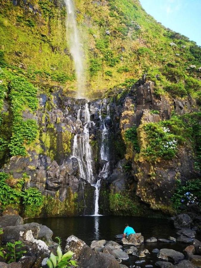 Alojamento Local M&I Lajes das Flores エクステリア 写真