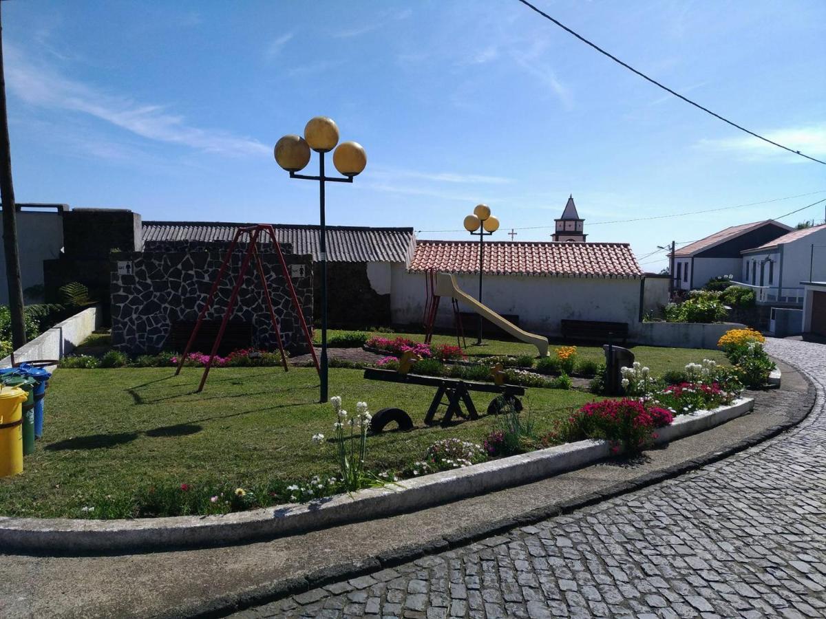 Alojamento Local M&I Lajes das Flores エクステリア 写真